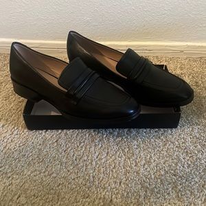 27 Edit Naturalizer Black Leather Caroline Loafer Size 8M From Nordstrom Rack